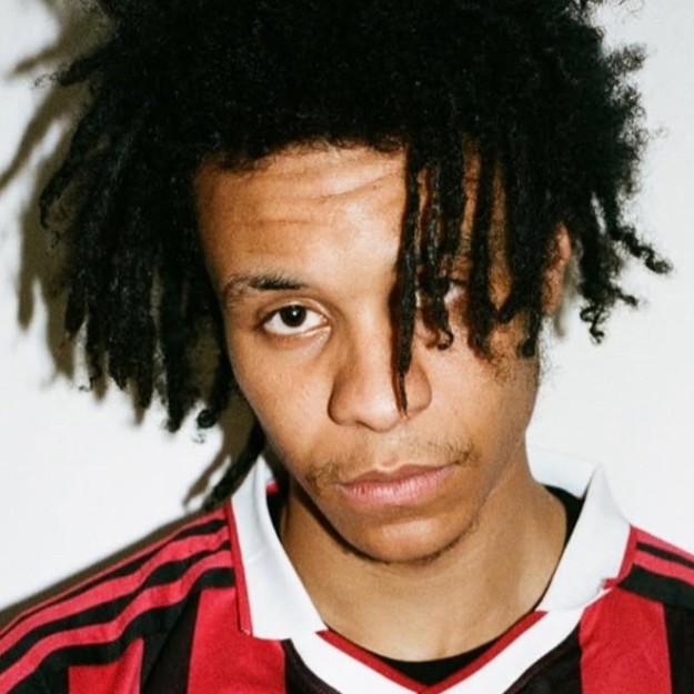 La Bourse - Singer-songwriter (France).